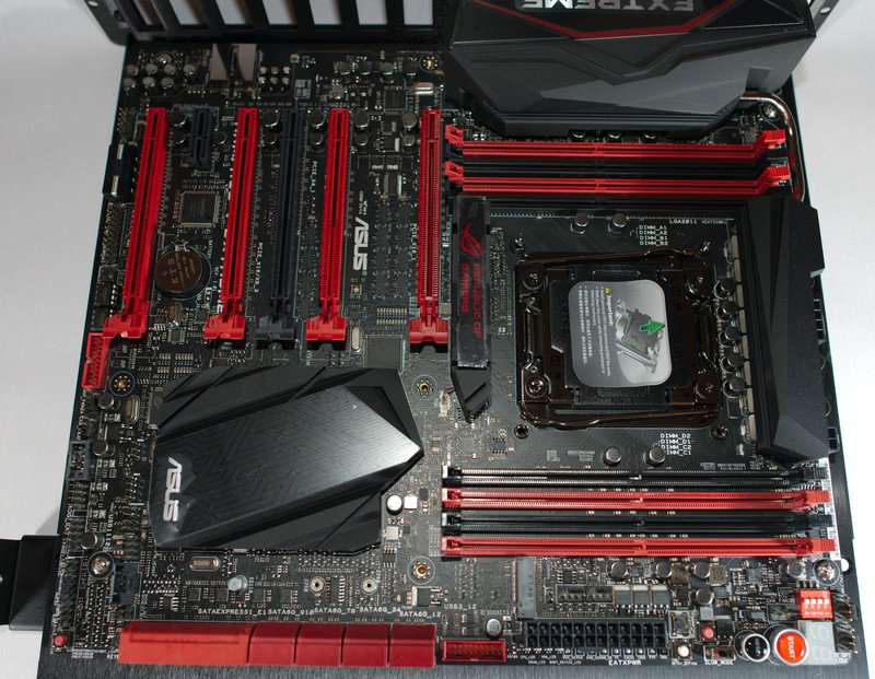 Asus Rampage V on the Desk